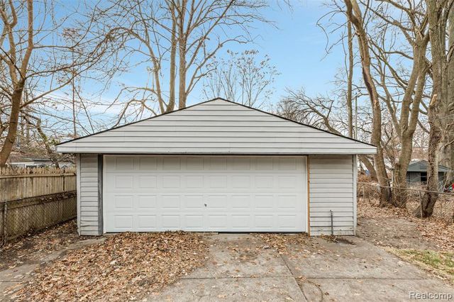 26011 Dartmouth Street, Inkster, MI 48141