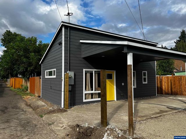 1155 18th St NE, Salem, OR 97301