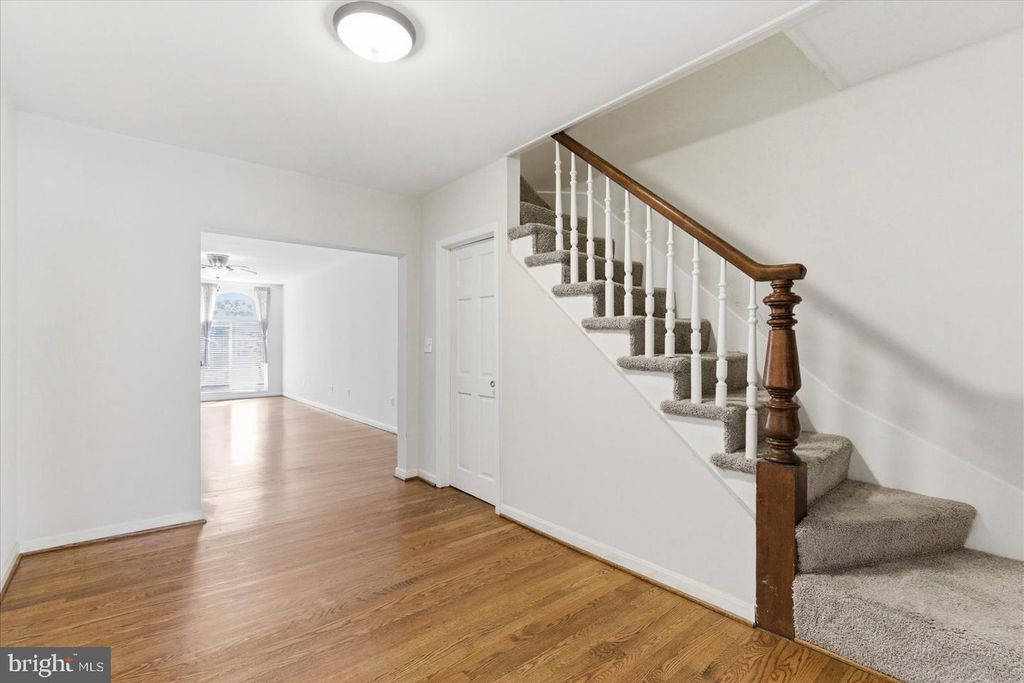 Image 11 of property listing at 1518 S HANOVER ST, Baltimore, MD 21230