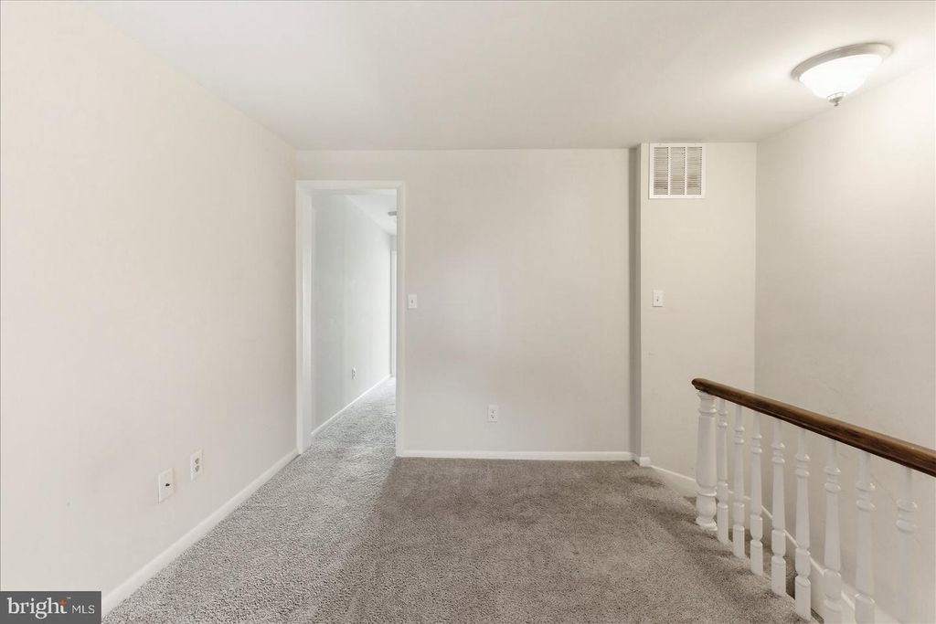 Image 19 of property listing at 1518 S HANOVER ST, Baltimore, MD 21230