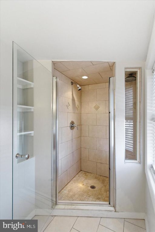 Image 27 of property listing at 1518 S HANOVER ST, Baltimore, MD 21230