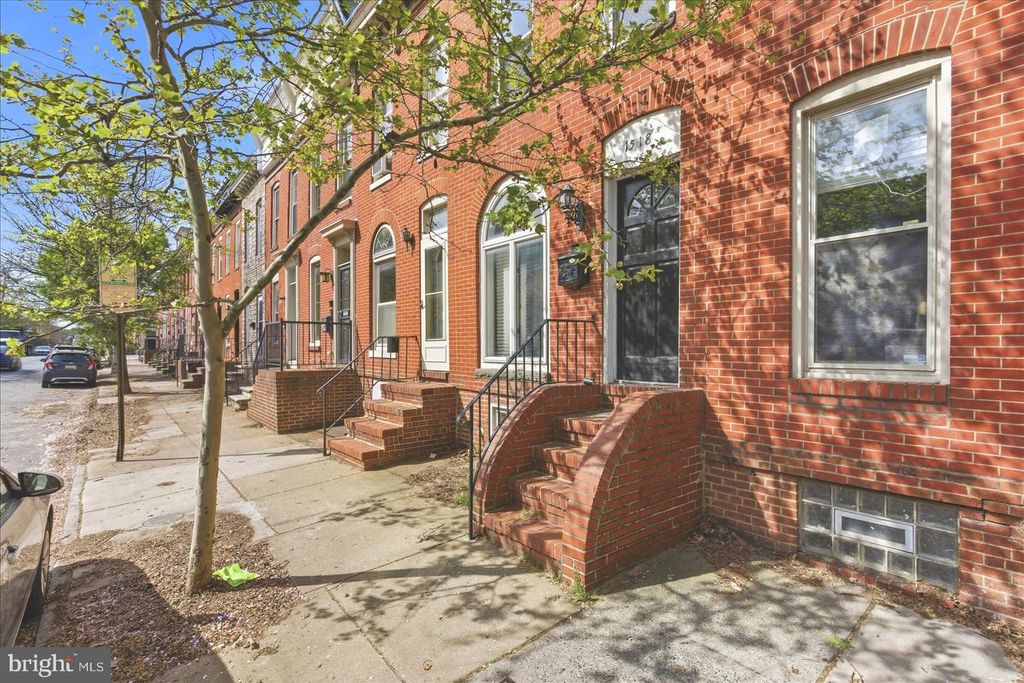 Image 3 of property listing at 1518 S HANOVER ST, Baltimore, MD 21230
