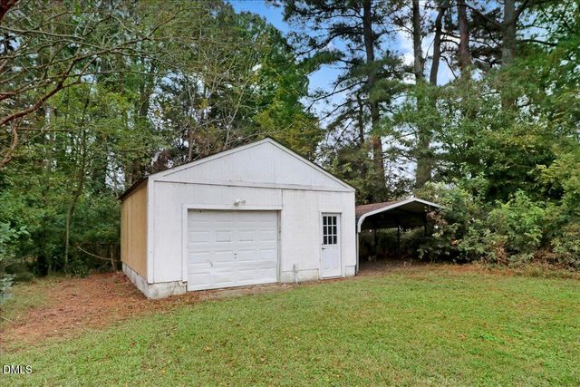 205 E Carolina Street, Fremont, NC 27830