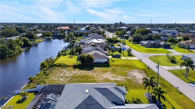 107 SW 21st ST, Cape Coral, FL 33991