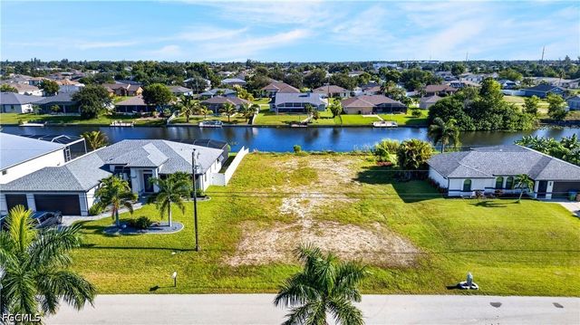 107 SW 21st ST, Cape Coral, FL 33991