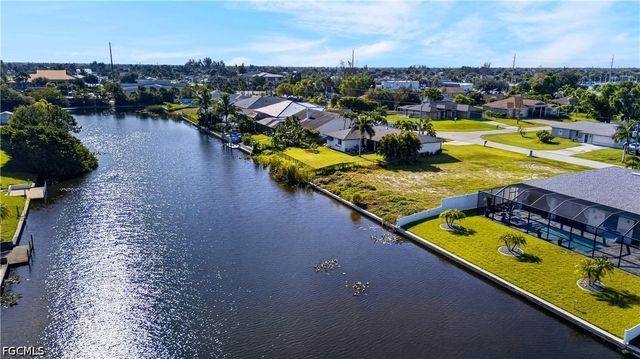 107 SW 21st ST, Cape Coral, FL 33991