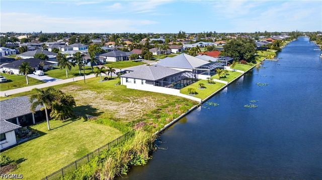 107 SW 21st ST, Cape Coral, FL 33991