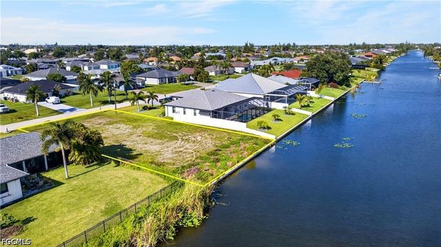 107 SW 21st ST, Cape Coral, FL 33991