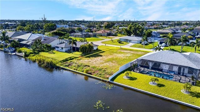107 SW 21st ST, Cape Coral, FL 33991