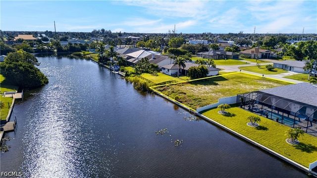 107 SW 21st ST, Cape Coral, FL 33991