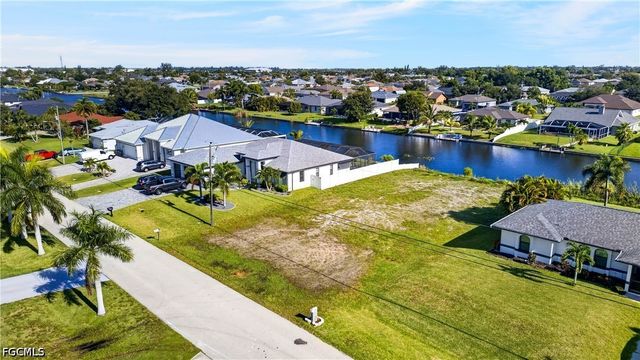107 SW 21st ST, Cape Coral, FL 33991