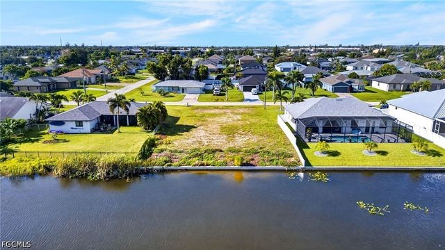107 SW 21st ST, Cape Coral, FL 33991