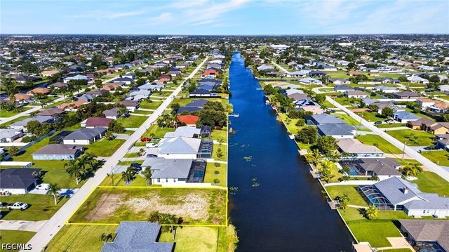 107 SW 21st ST, Cape Coral, FL 33991