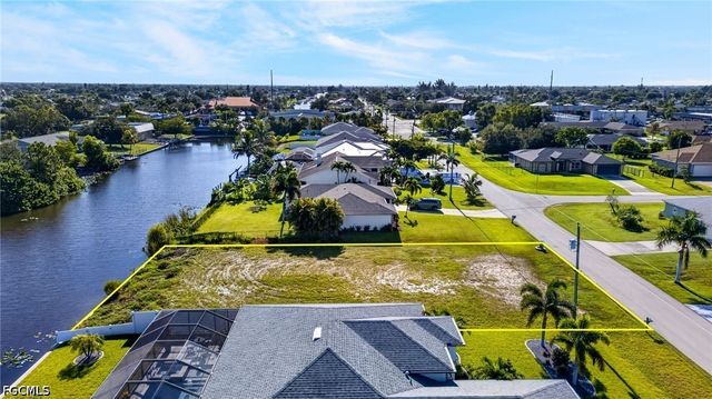 107 SW 21st ST, Cape Coral, FL 33991