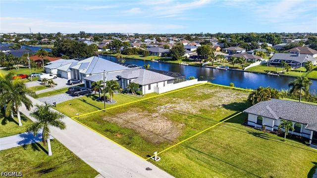 107 SW 21st ST, Cape Coral, FL 33991