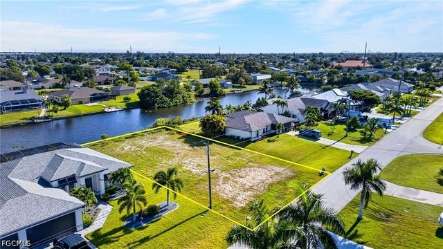 107 SW 21st ST, Cape Coral, FL 33991
