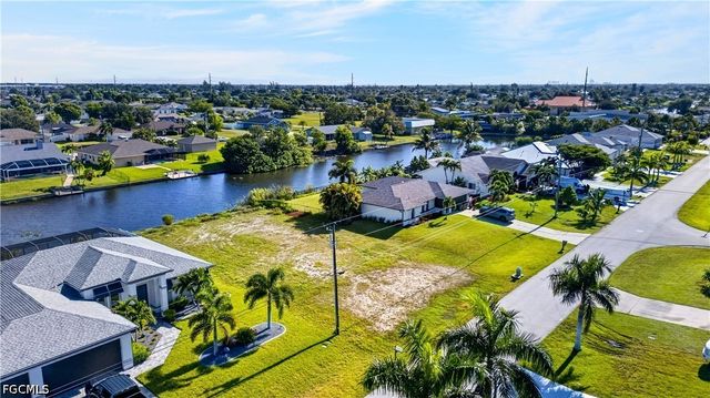 107 SW 21st ST, Cape Coral, FL 33991