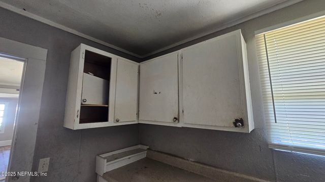 1438 VAN BUREN Street, Jacksonville, FL 32206