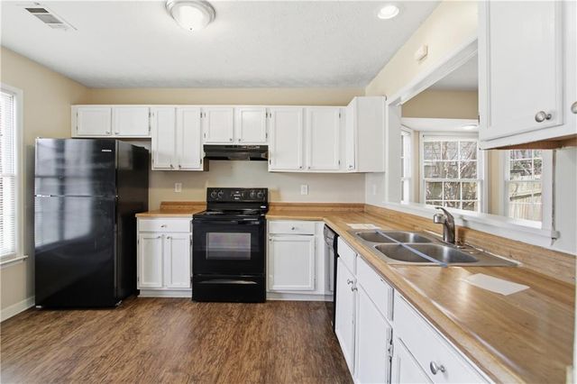 8680 Redland Court, Jonesboro, GA 30238