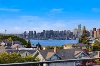 3450 37th Avenue SW #B, Seattle, WA 98126