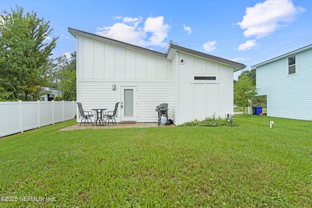 824 S RODRIQUEZ Street, St. Augustine, FL 32084
