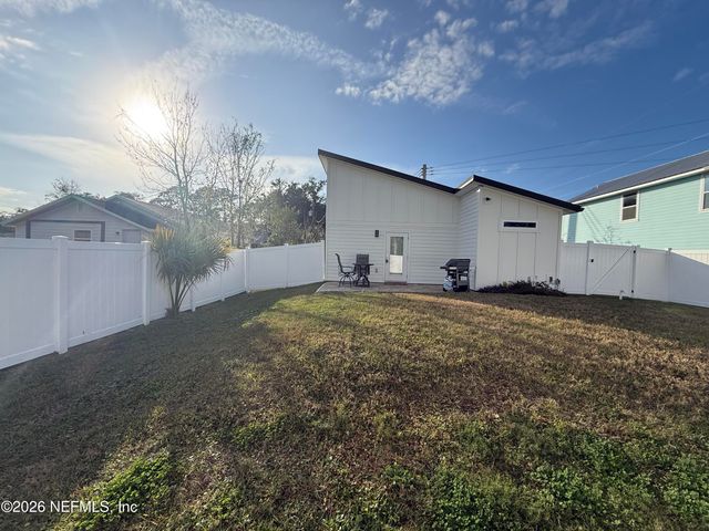 824 S RODRIQUEZ Street, St. Augustine, FL 32084