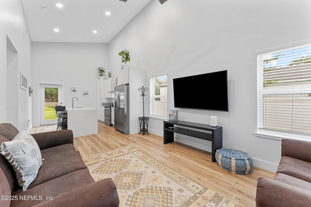 824 S RODRIQUEZ Street, St. Augustine, FL 32084