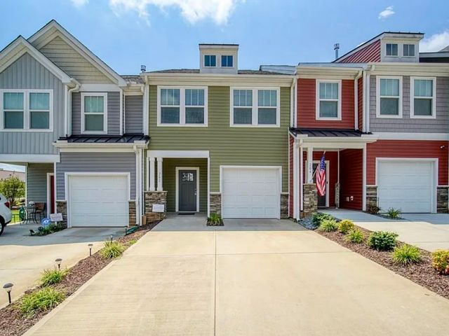 202 Keaton Court, Spartanburg, SC 29301