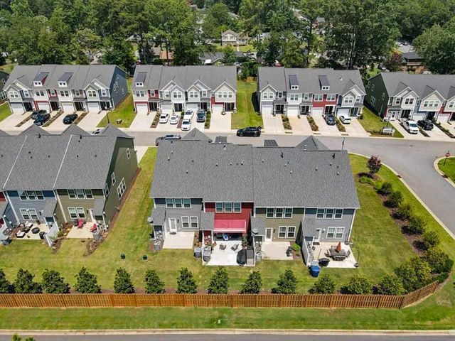 202 Keaton Court, Spartanburg, SC 29301