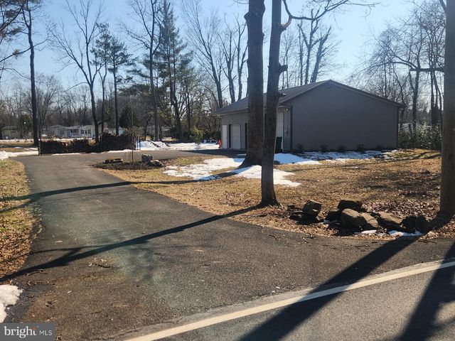 325 N SHADY RETREAT RD, Doylestown, PA 18901