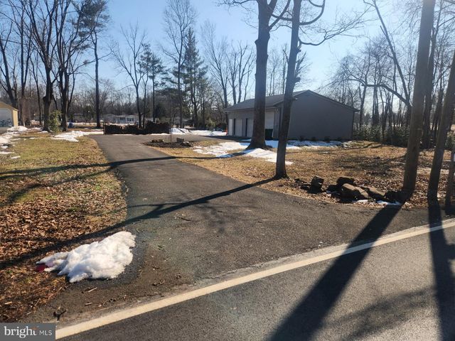 325 N SHADY RETREAT RD, Doylestown, PA 18901