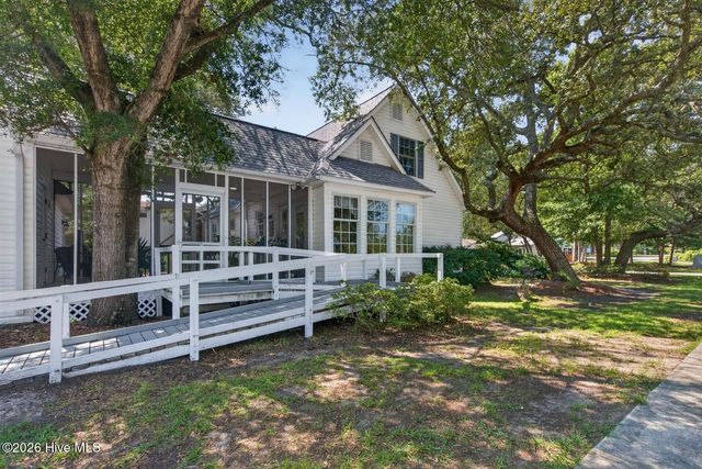 418 Sellers Street, Oak Island, NC 28465