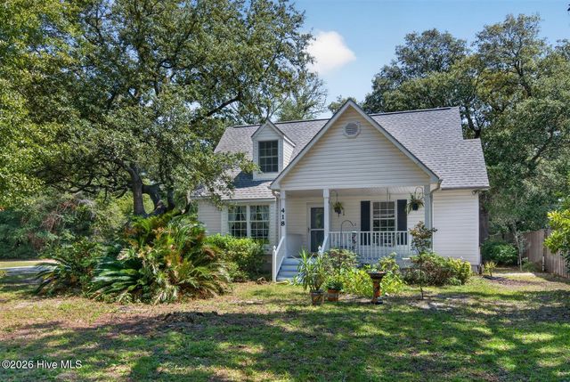 418 Sellers Street, Oak Island, NC 28465