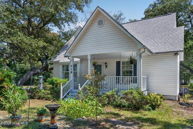 418 Sellers Street, Oak Island, NC 28465