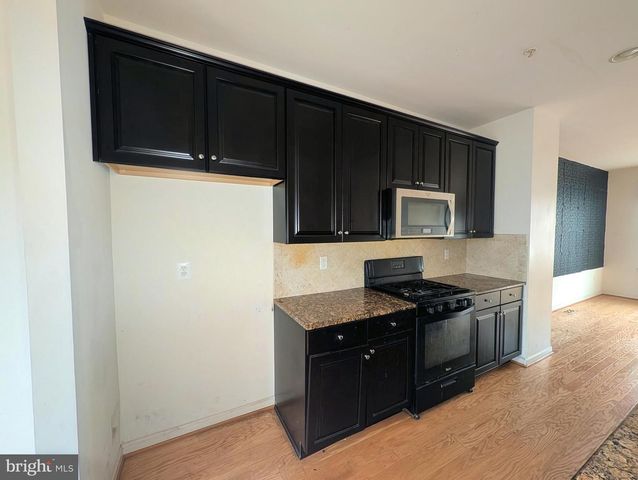 8855 DELEGGE RD, Rosedale, MD 21237