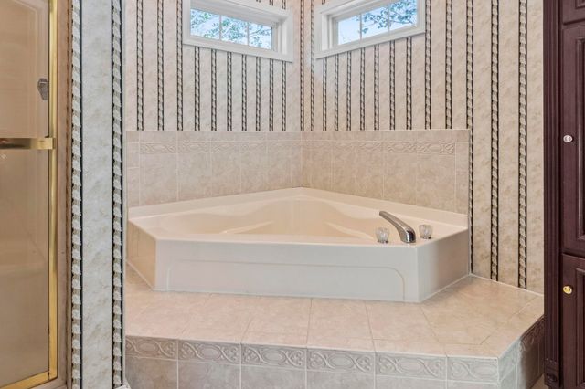 618 Wintercreeper Dr., Longs, SC 29568