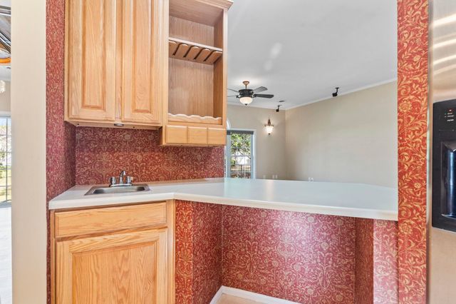 618 Wintercreeper Dr., Longs, SC 29568