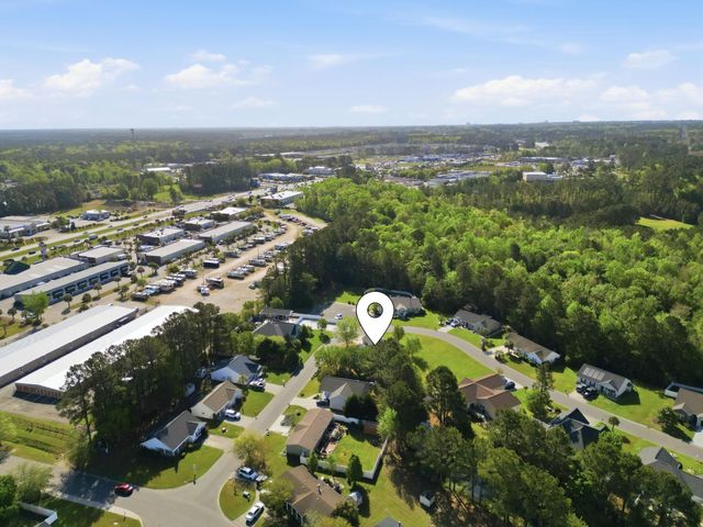 618 Wintercreeper Dr., Longs, SC 29568