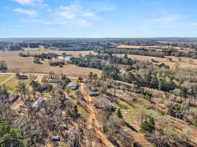 102 PR 1172, Gilmer, TX 75645