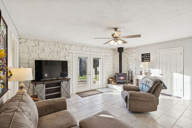 2370 Patton Hollow Rd, Watertown, TN 37184