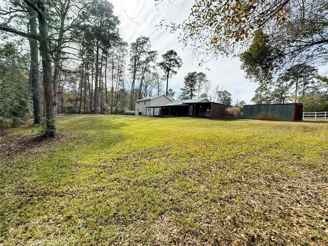 301 County Road 2734, Cleveland, TX 77327