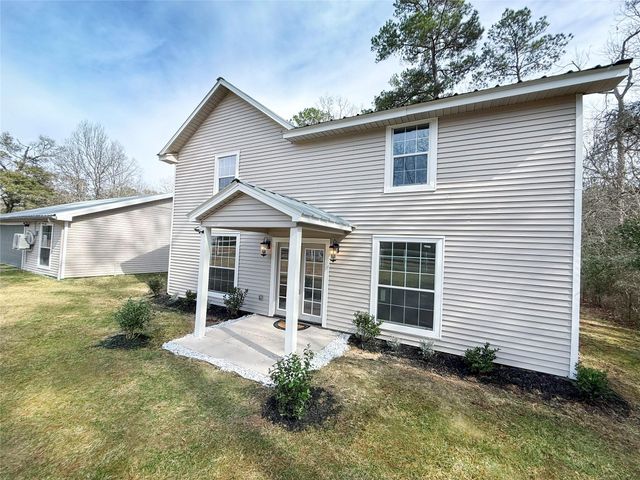 301 County Road 2734, Cleveland, TX 77327