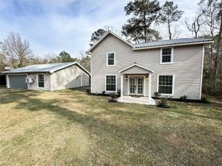 301 County Road 2734, Cleveland, TX 77327
