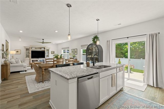 5019 Schaefer Lane, Floyds Knobs, IN 47119