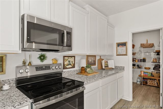 5019 Schaefer Lane, Floyds Knobs, IN 47119