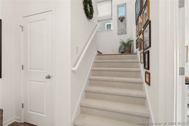 5019 Schaefer Lane, Floyds Knobs, IN 47119