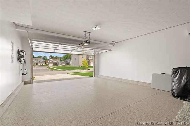 5019 Schaefer Lane, Floyds Knobs, IN 47119