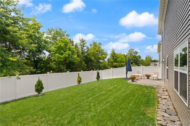 5019 Schaefer Lane, Floyds Knobs, IN 47119