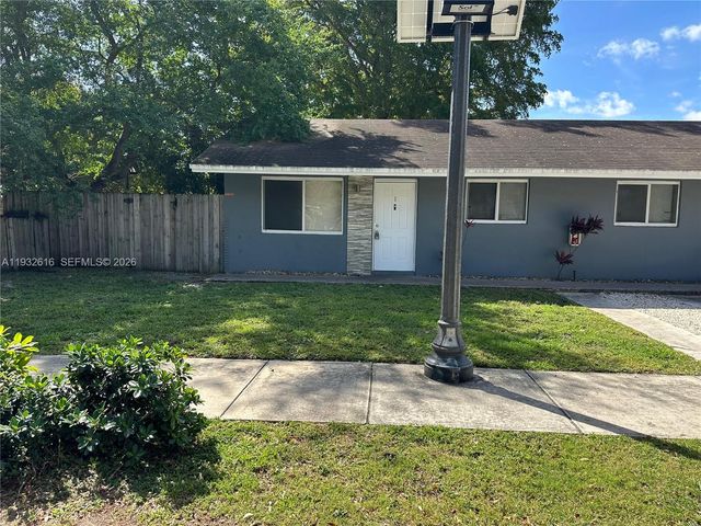 647 NW 3rd Ave 1, Fort Lauderdale, FL 33311