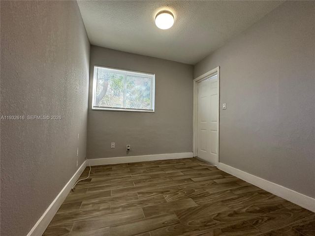 647 NW 3rd Ave 1, Fort Lauderdale, FL 33311